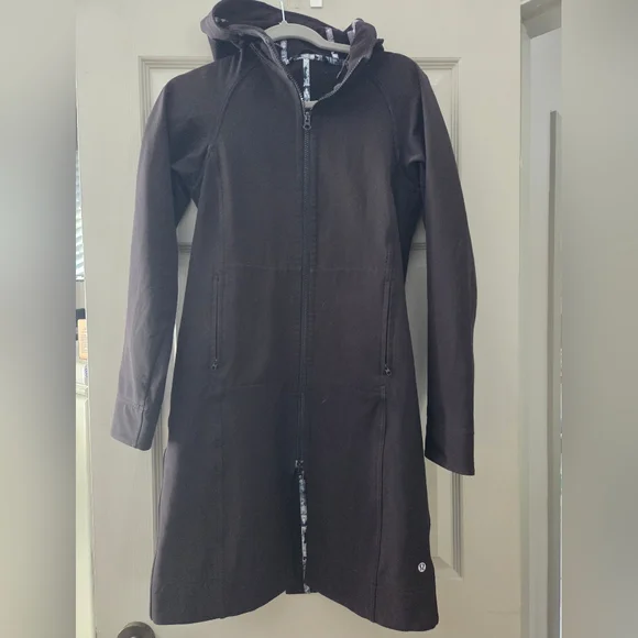 Lululemon Soft Shell Jacket Sz.4 - Picture 1 of 7